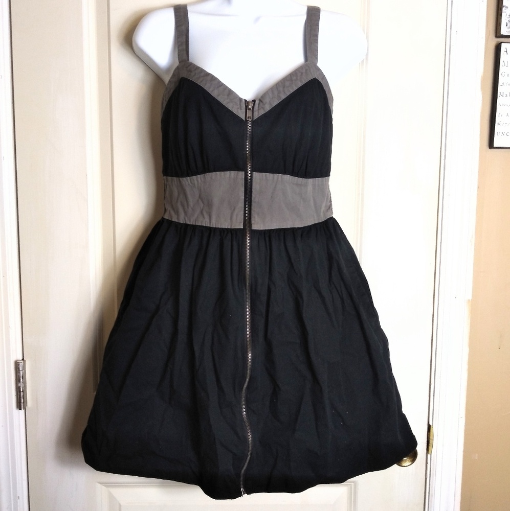 😎 BeBop large fit & flare dress black & gray